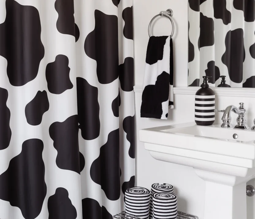 16 Cow Bathroom Decor Ideas